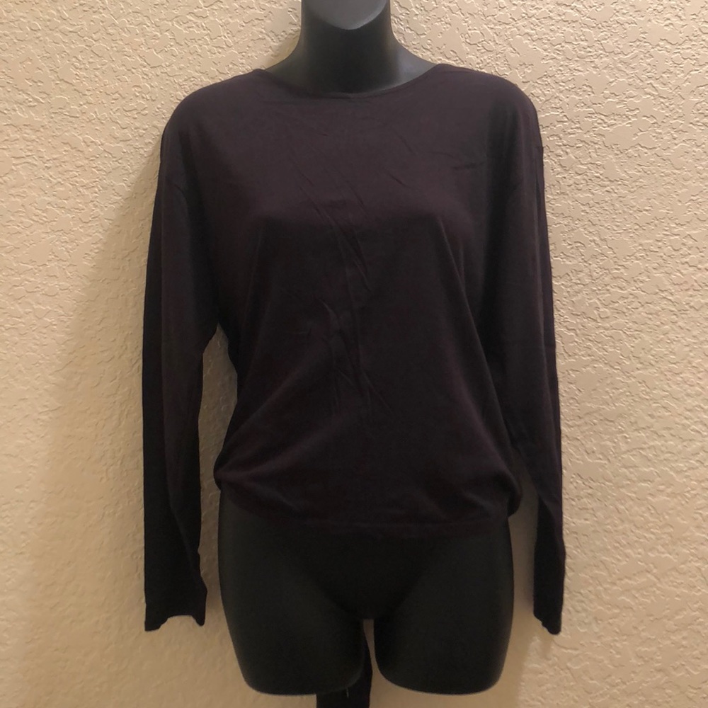 Black long sleeve t-shirt